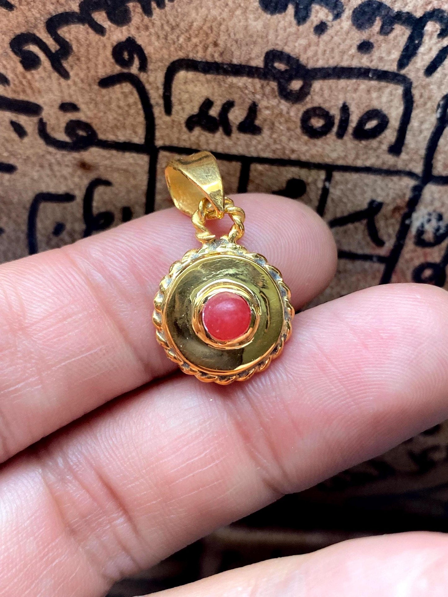 King Centipede Pearl Pendant – Gold Plated Silver, Wealth & Protection Amulet