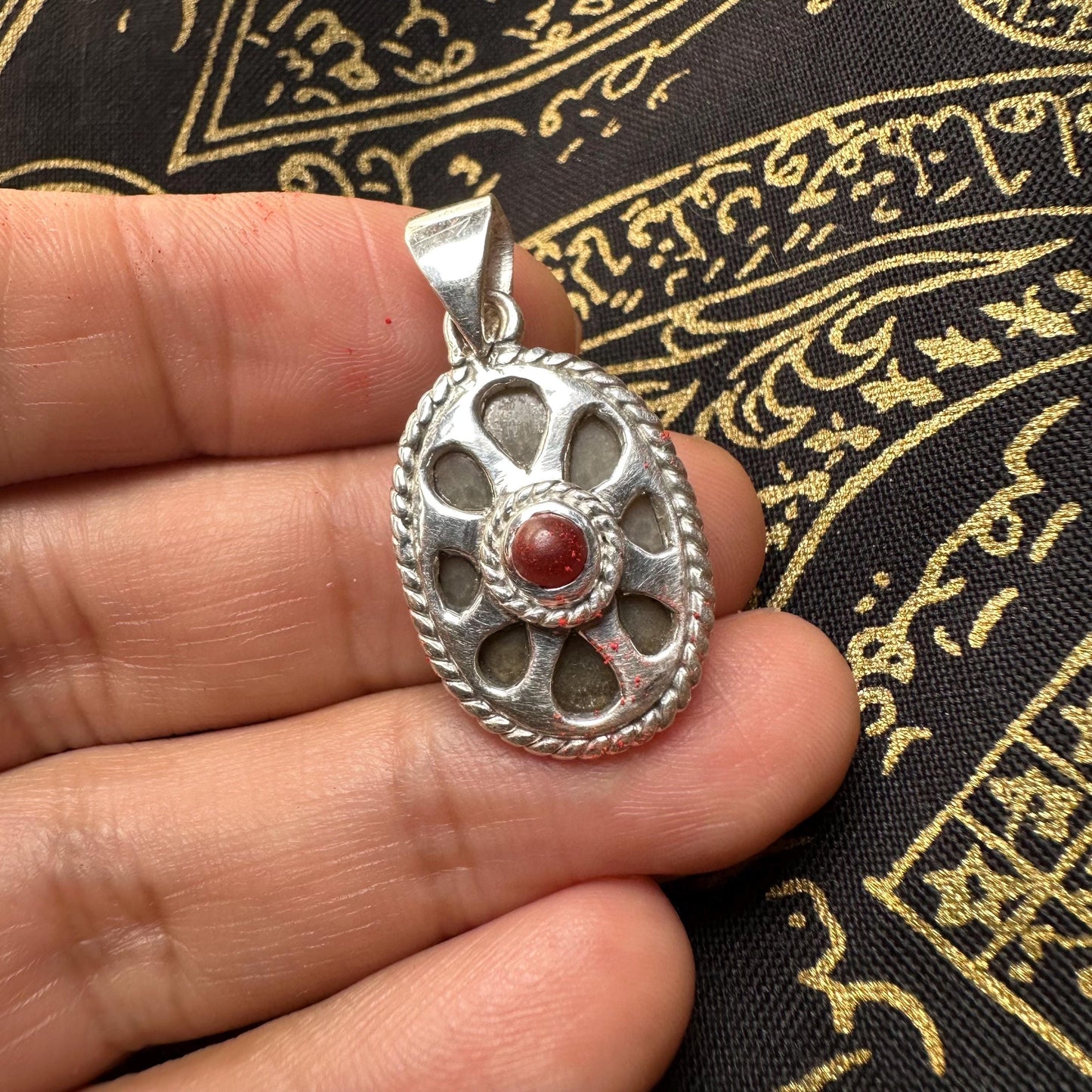 Nagamani Cobra Pearl Silver Pendant – Thai Amulet Charm