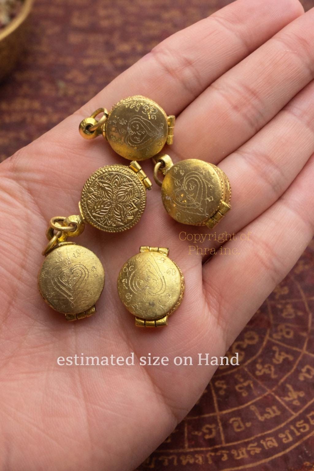 Amazingly Strong Charming Attraction & Persuasion "Golden Speech" Power Wax Pendant Amulet "See Pheung" Charming BeesWax Thai Magic Locket