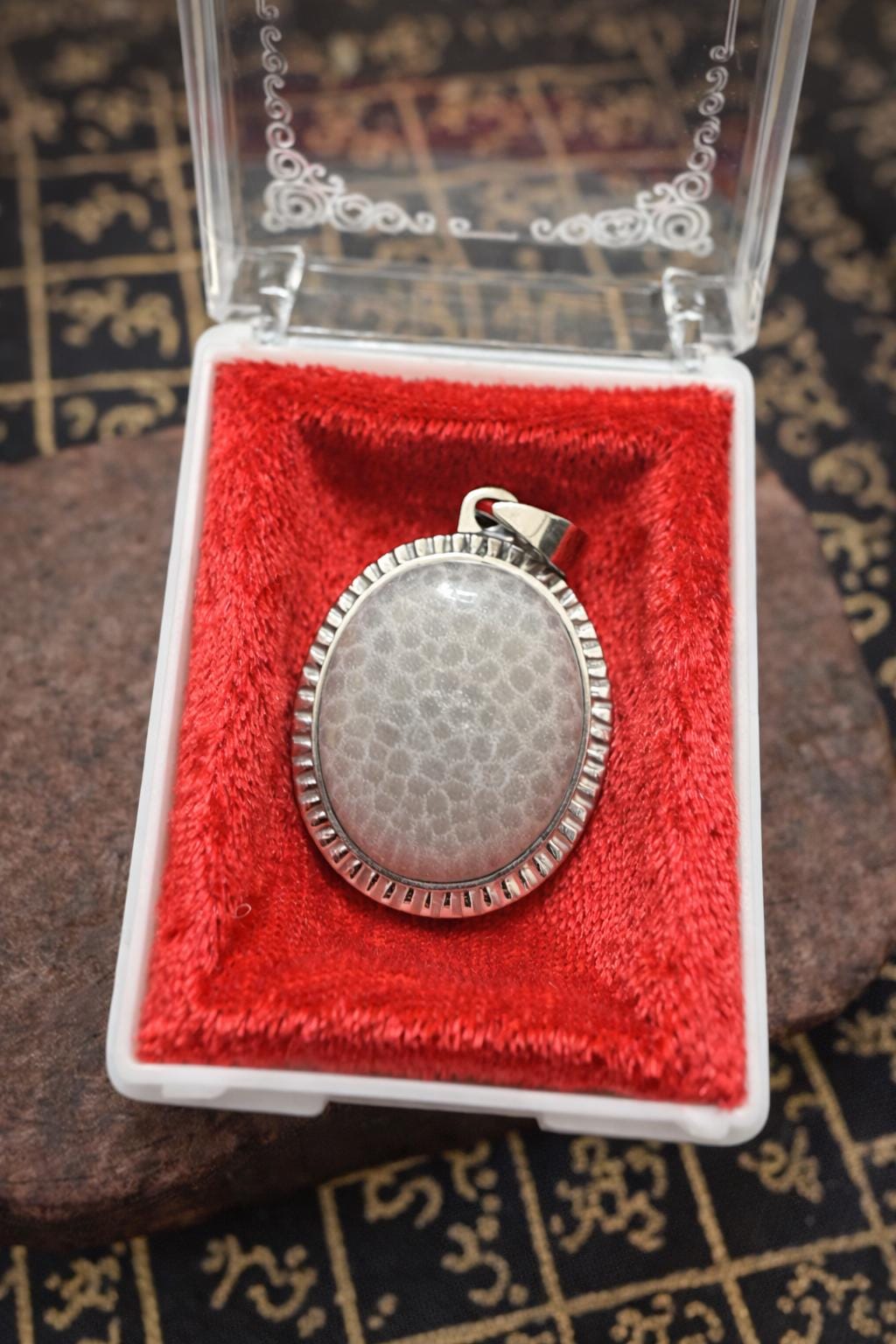 Nagamani White Cobra Pearl Pendant – Stainless Steel Nagamani Amulet Talisman Stone for Luck, Wealth, Prosperity, Protection
