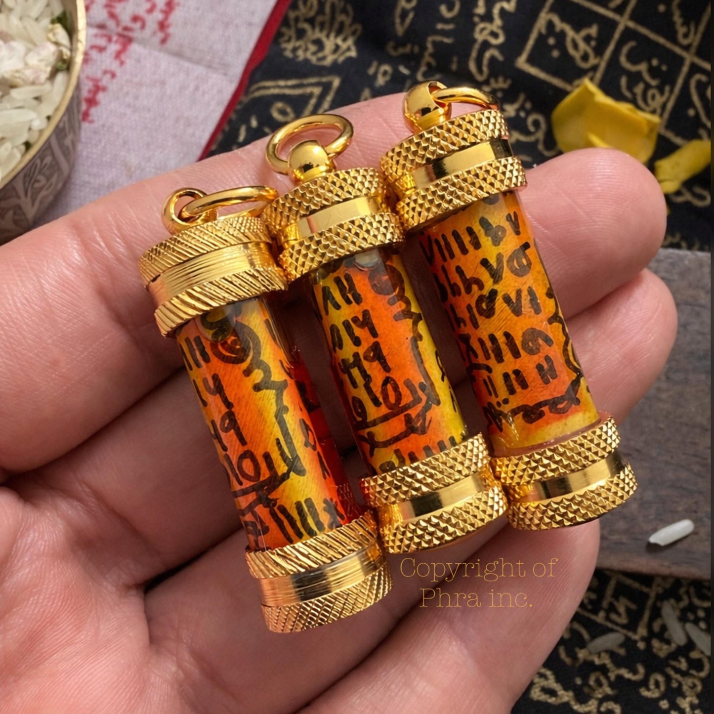 Powerful King 3in1 Wealth, Attraction,& Protection Taweez Oil Amulet Khiaa Musulmani Solomonic Charm Pendant for All Round Benefit Blessing