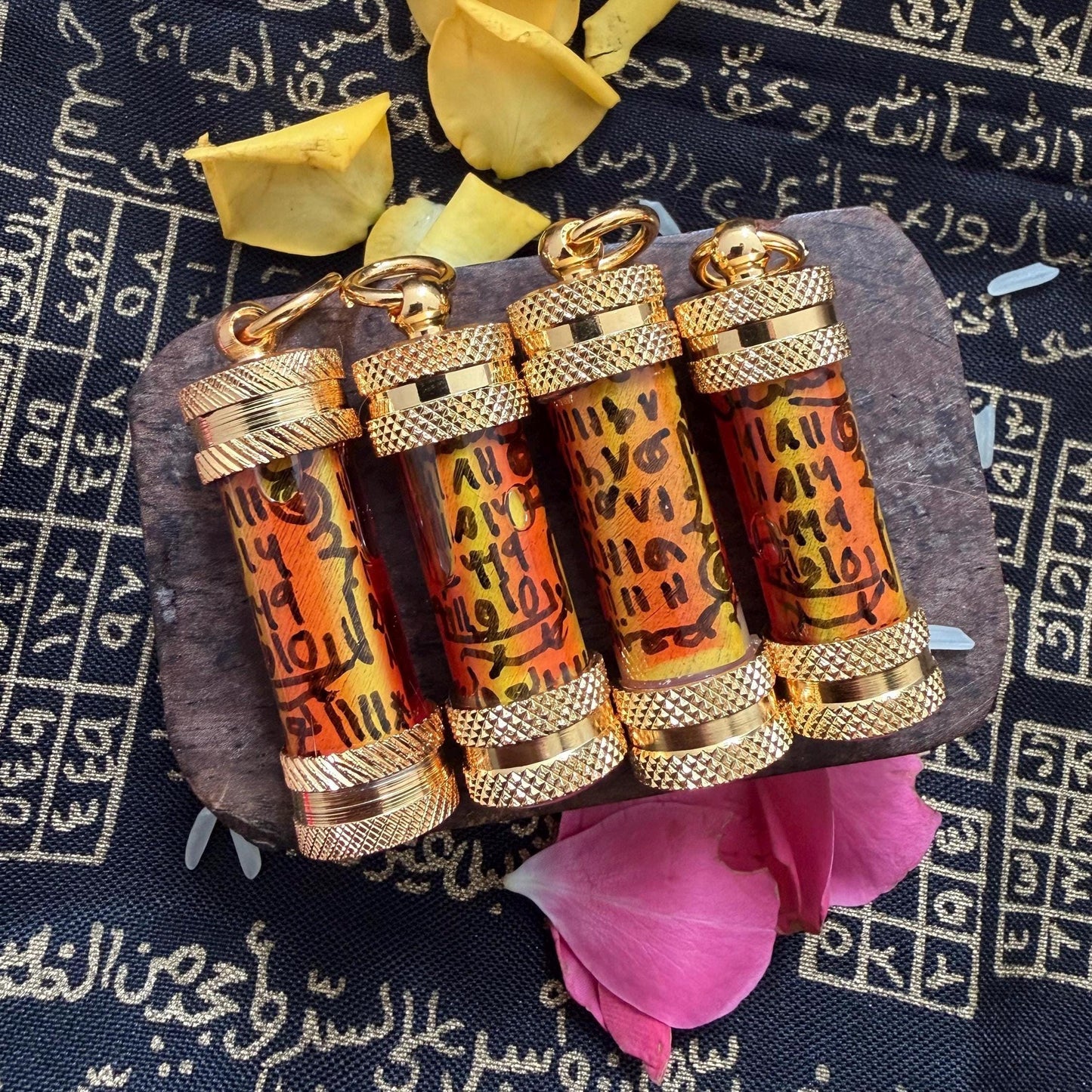 Powerful King 3in1 Wealth, Attraction,& Protection Taweez Oil Amulet Khiaa Musulmani Solomonic Charm Pendant for All Round Benefit Blessing