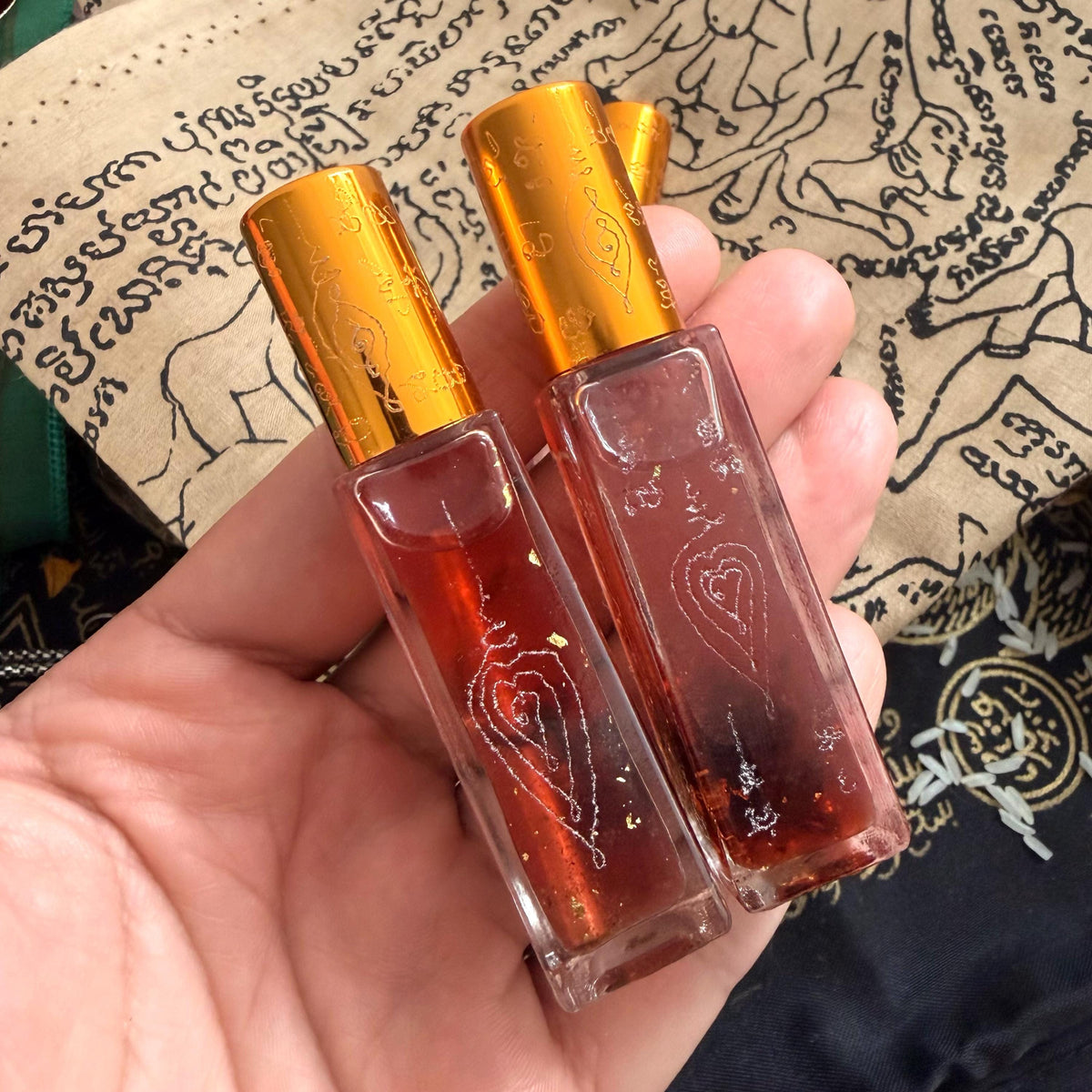 Maha Saneh love oil bottle, side view