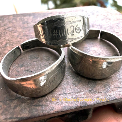 Adjustable stainless steel Solomonic ring, side angle