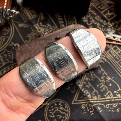 Close up of the King Taweez yantra engraving on the ring