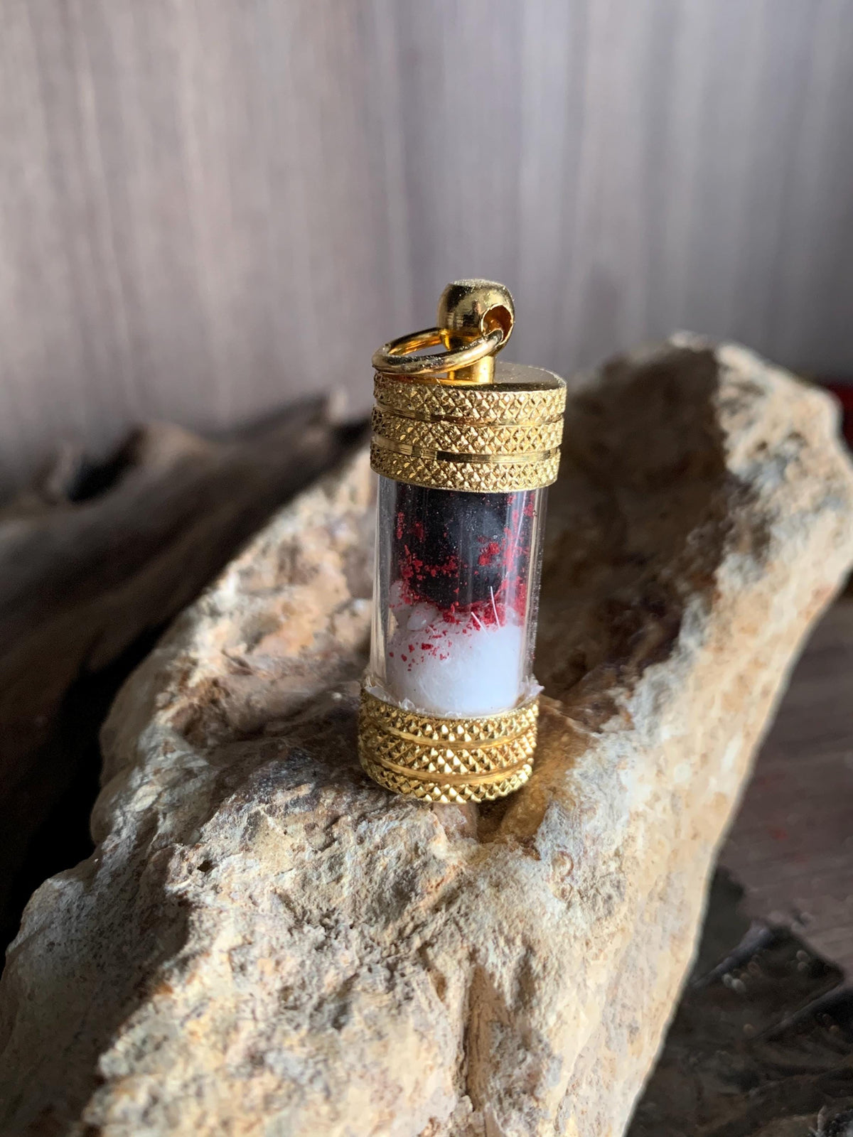 Black Cobra Pearl takrut amulet, full view