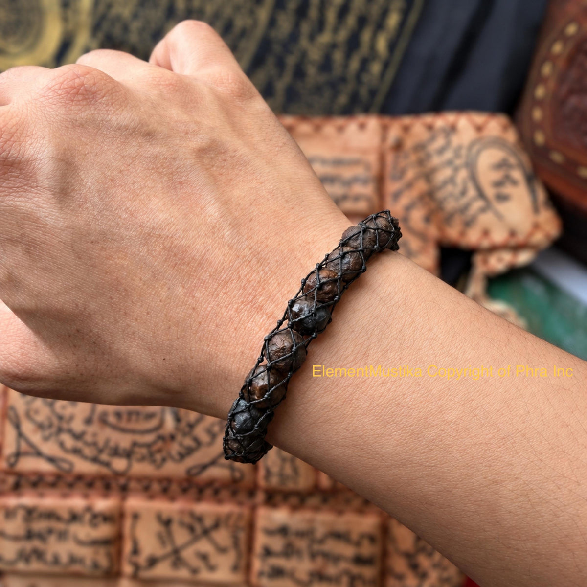 Hebhab Munta Besi protection stone, alternate angle